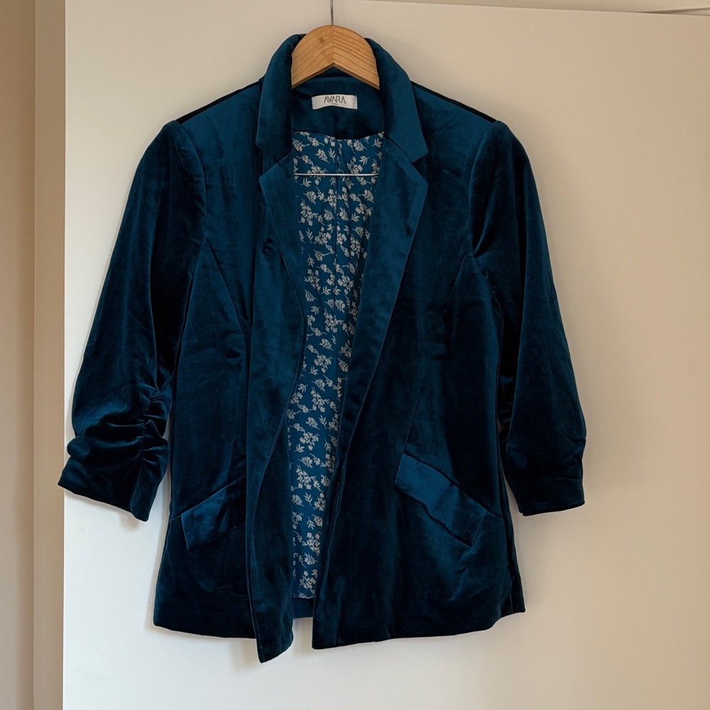 Avara Velvet Open Front Blazer | Teal Blue | Small